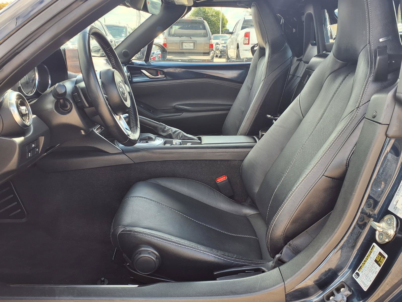 Used 2025 MAZDA MX-5 Miata RF Grand Touring RWD image 24
