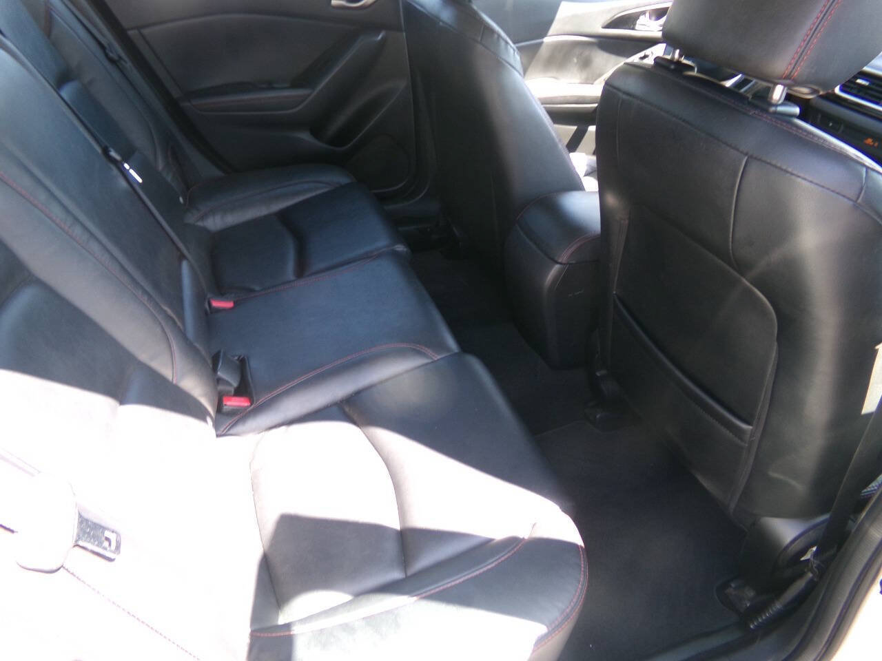Used 2014 MAZDA MAZDA3 i Grand Touring FWD image 6