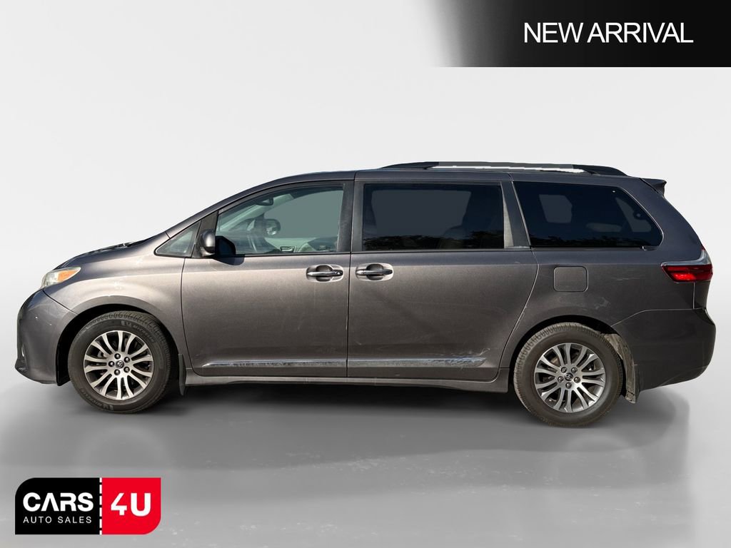 Used 2019 Toyota Sienna XLE FWD image 4