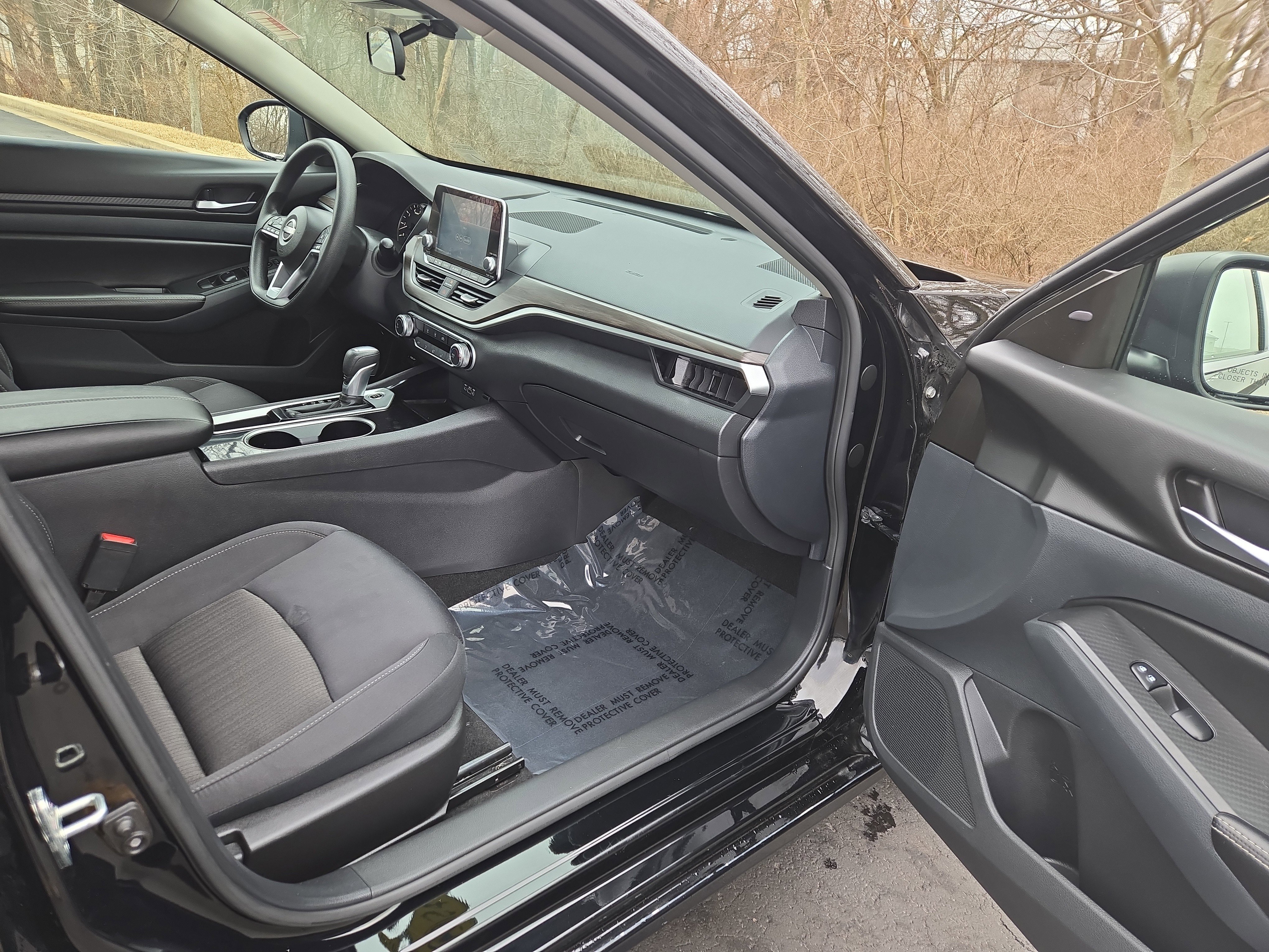 Used 2024 Nissan Altima 2.5 SV image 22