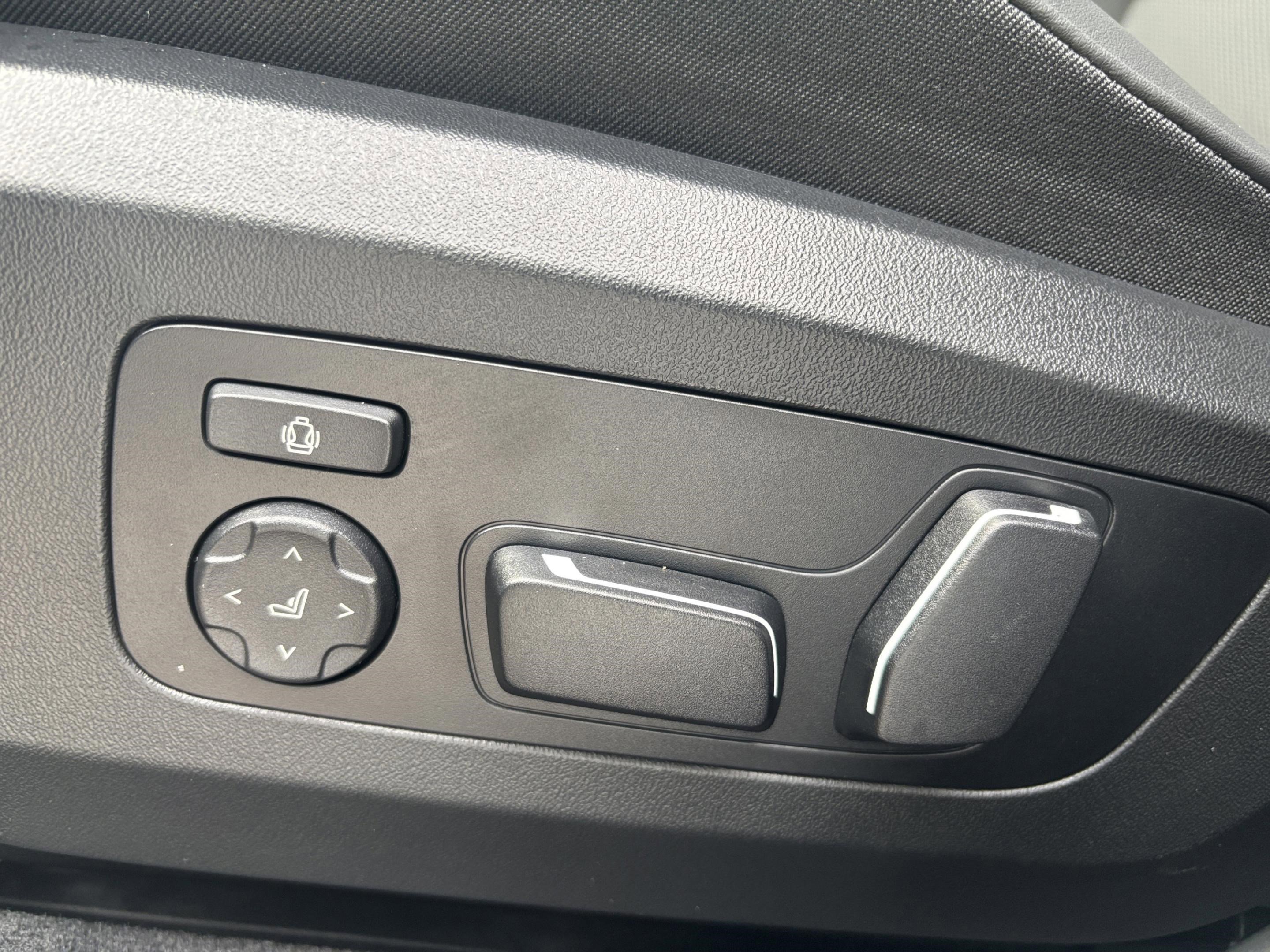 Used 2026 BMW X3 xDrive30 w/ M Sport Package image 18