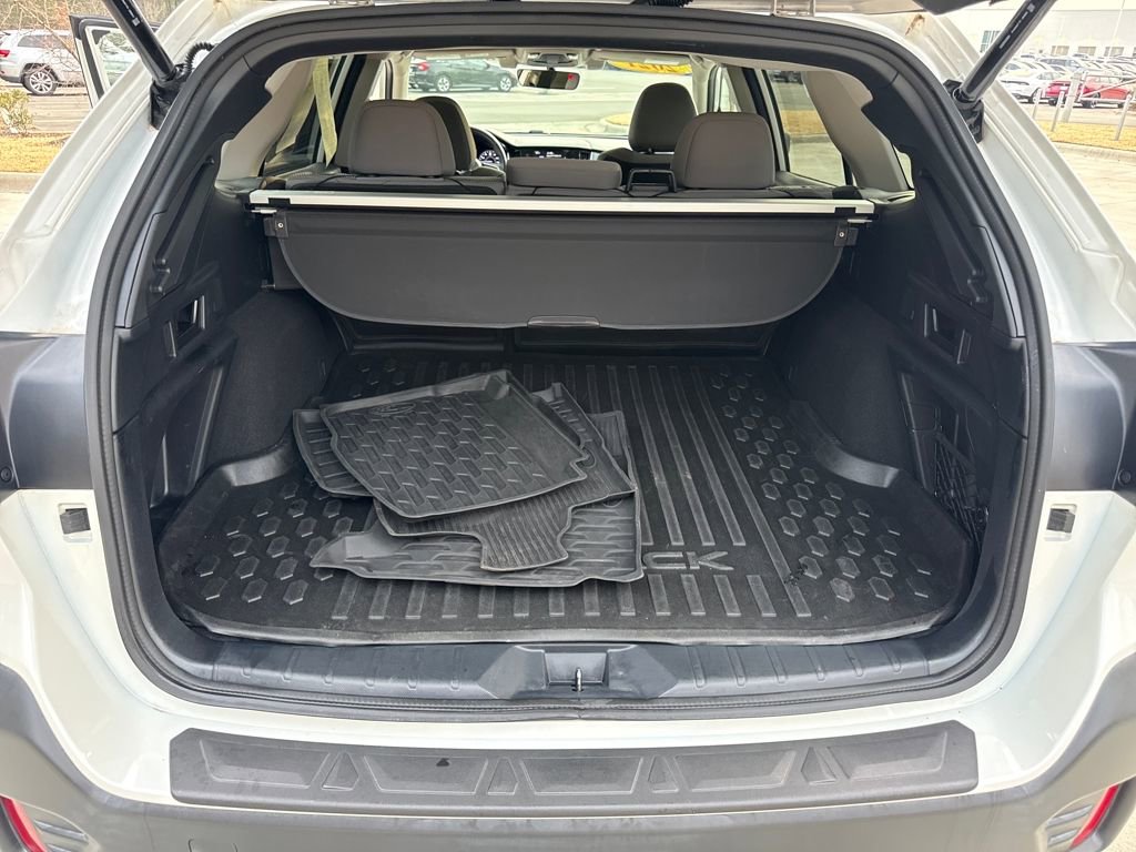 Used 2021 Subaru Outback Premium image 27