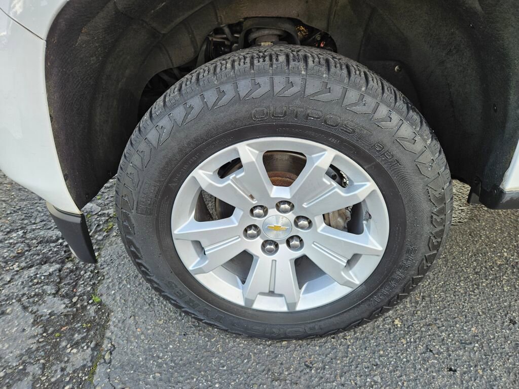 Used 2017 Chevrolet Colorado LT image 8