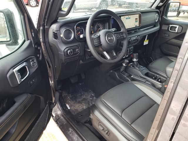 New 2026 Jeep Gladiator Sport AWD/4WD image 6