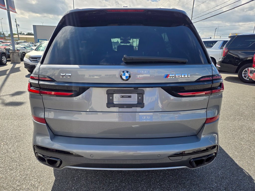 Used 2026 BMW X7 M60i AWD/4WD image 6