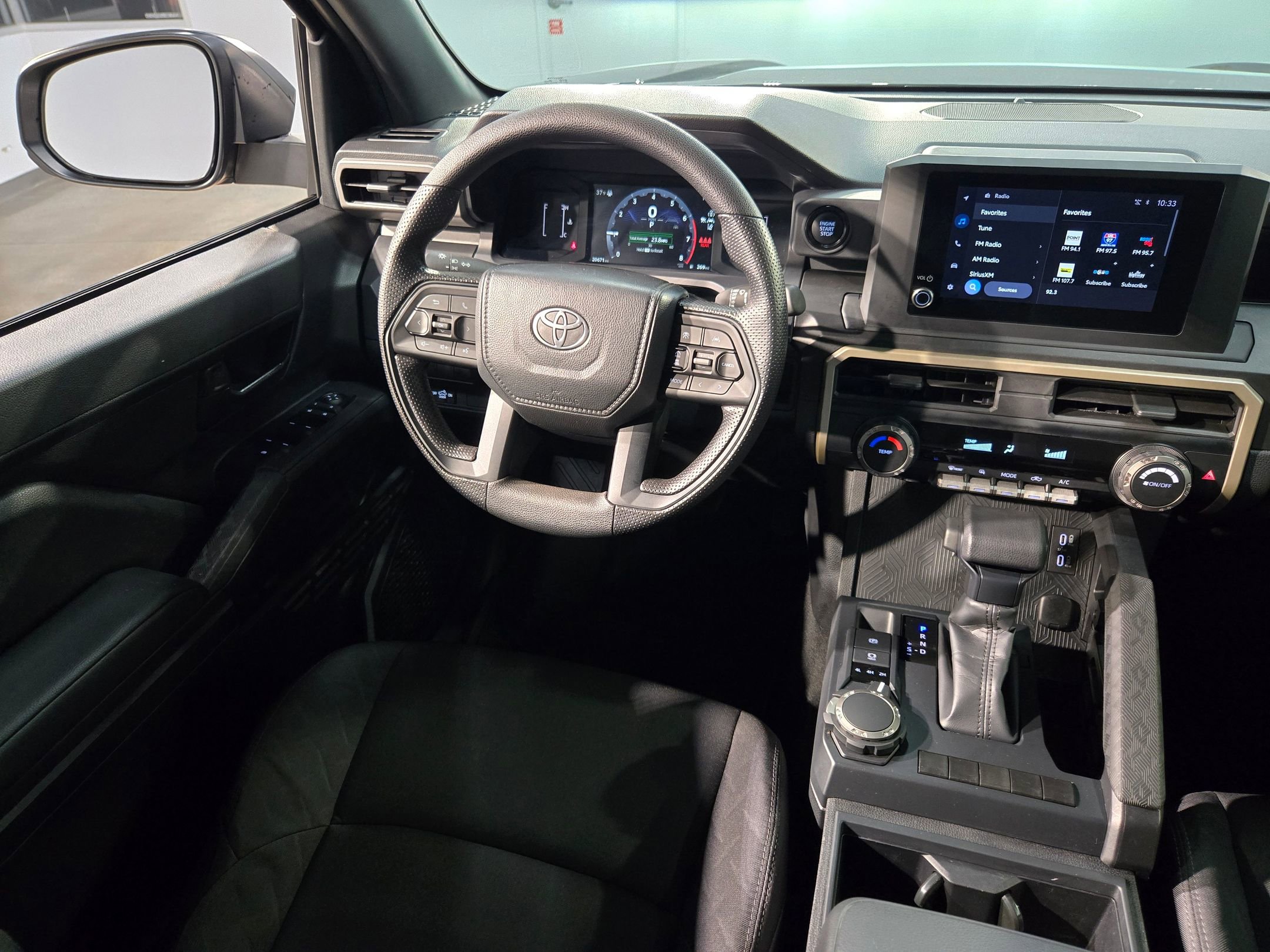 Used 2024 Toyota Tacoma SR image 11