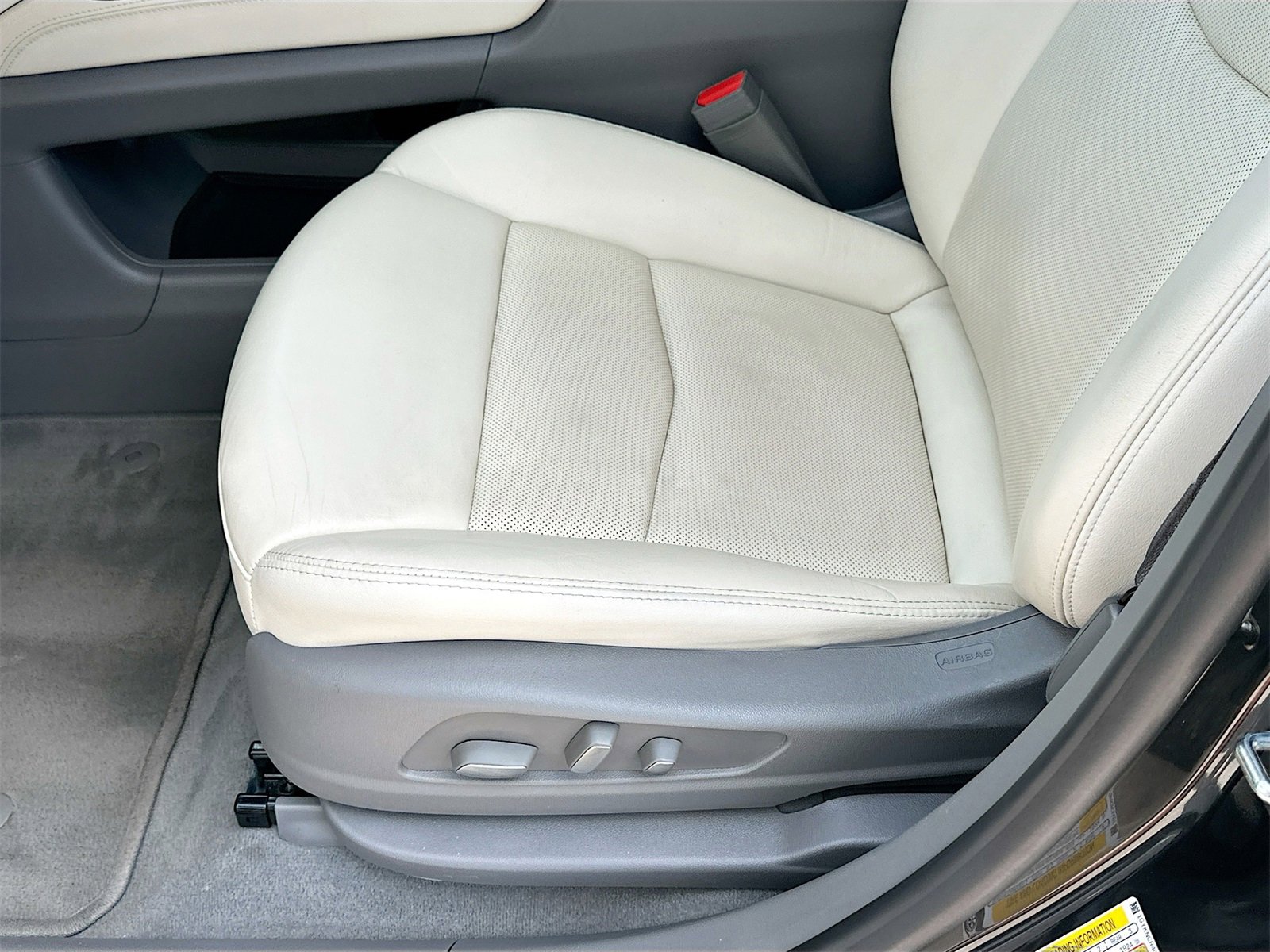 Used 2020 Cadillac XT5 Premium Luxury image 20