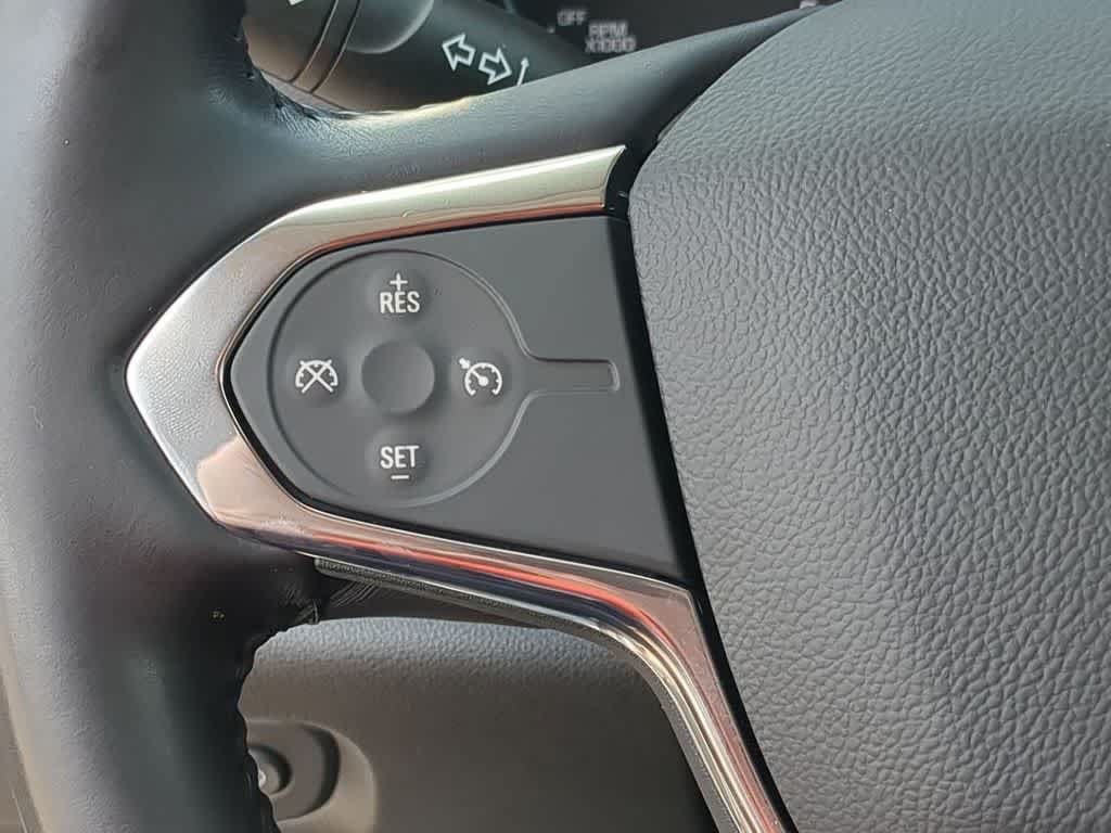 Used 2020 Chevrolet Traverse LT FWD image 22