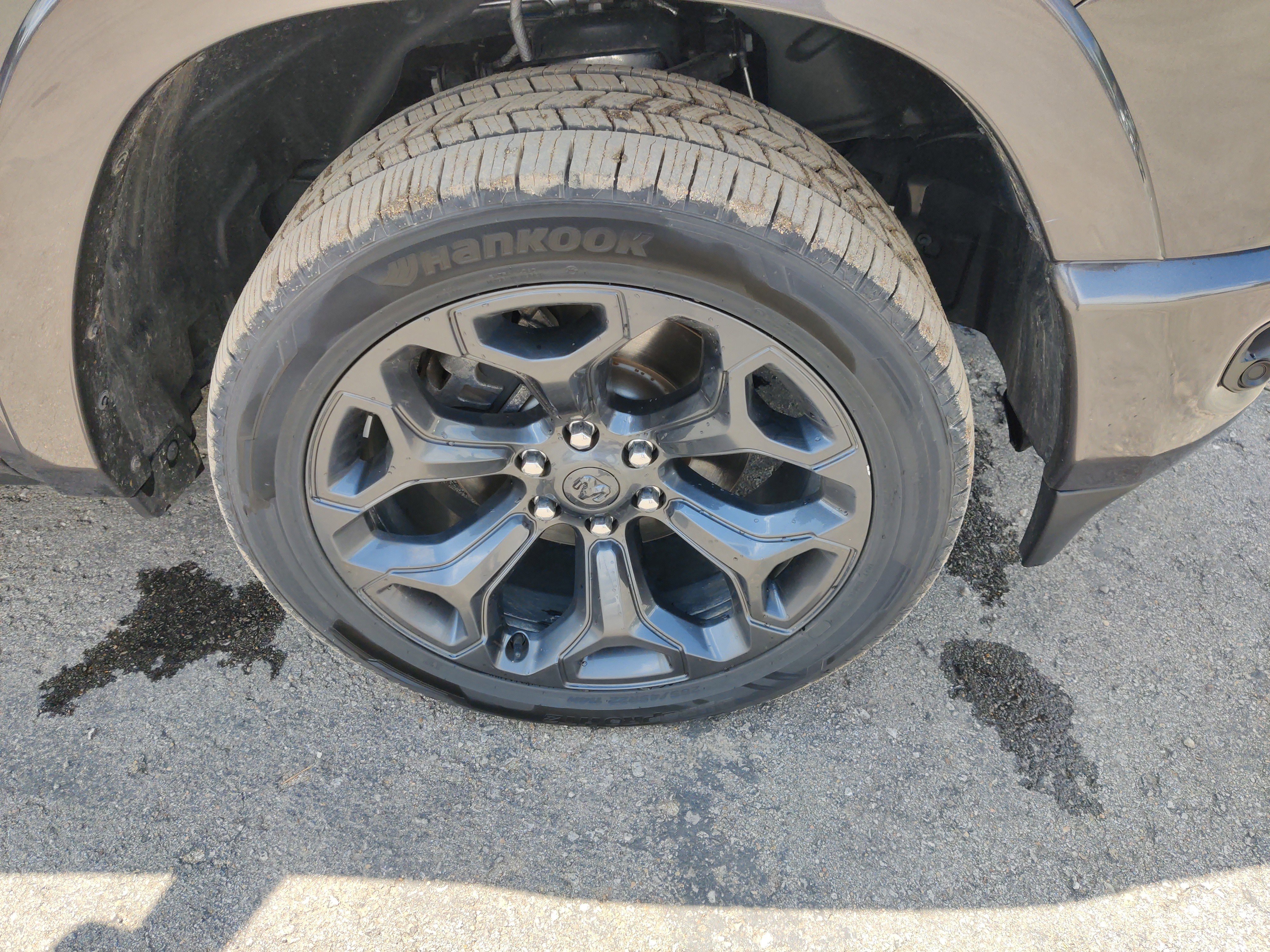 Used 2021 RAM 1500 Limited w/ Night Edition image 3