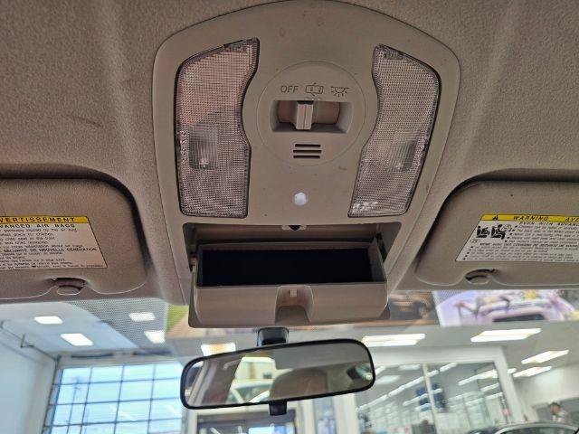 Used 2014 Toyota Prius Three FWD image 24