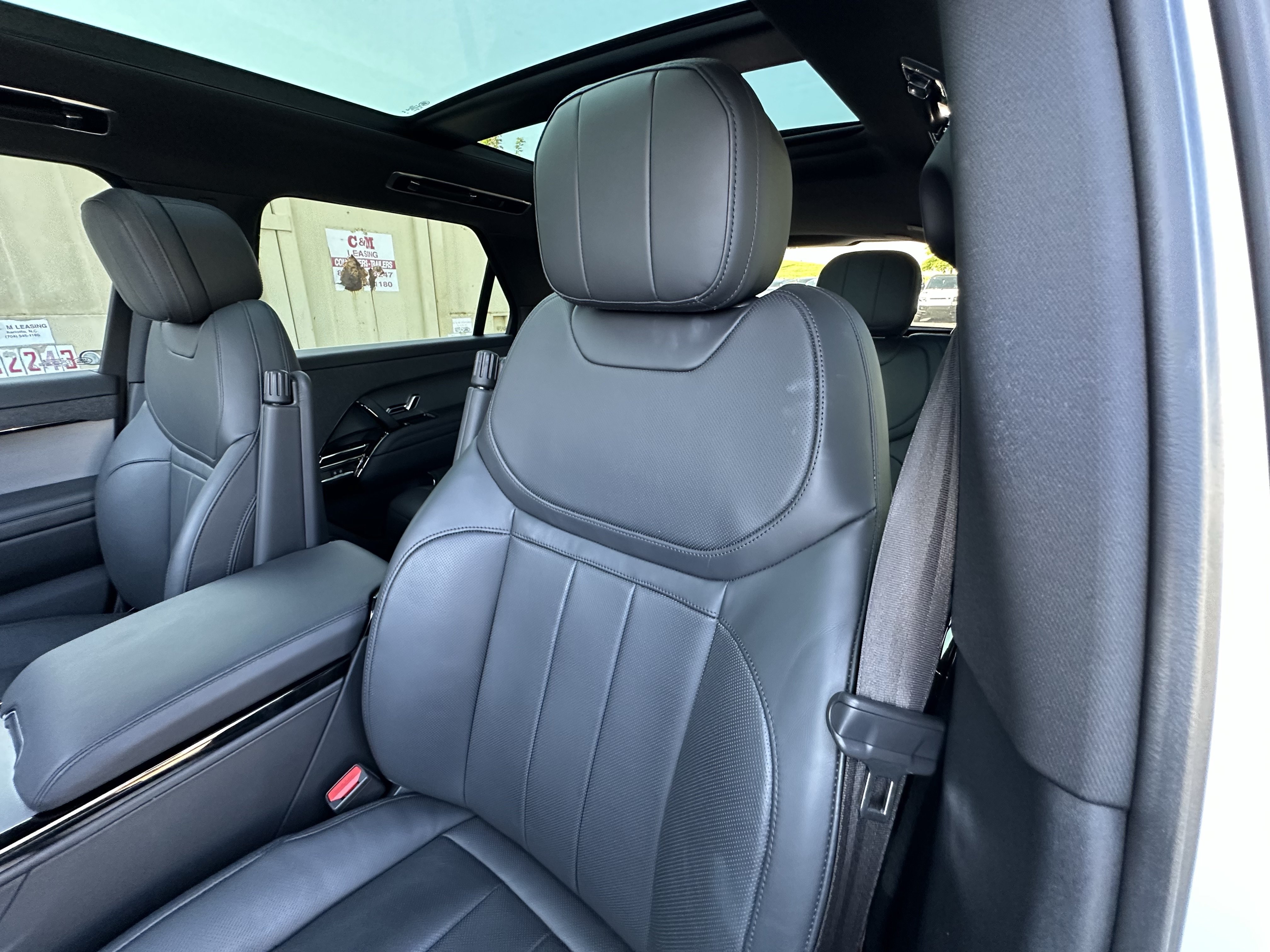 Certified 2023 Land Rover Range Rover Sport SE Dynamic AWD/4WD image 16