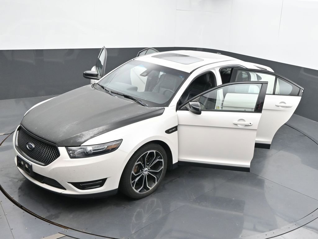 Used 2017 Ford Taurus SHO AWD/4WD image 61