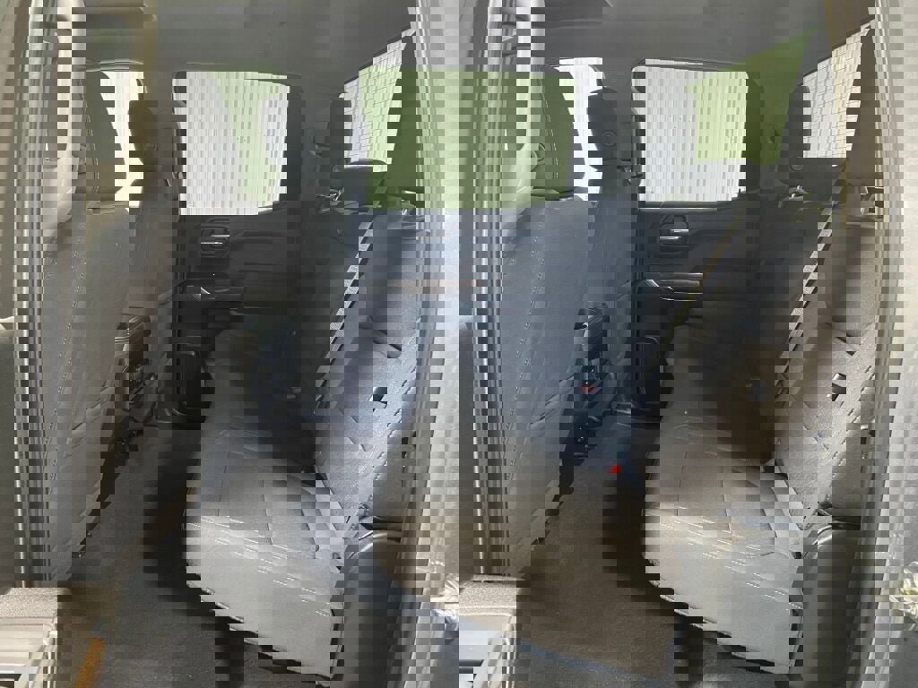 Used 2022 Chevrolet Silverado 1500 LT Trail Boss w/ LPO, Dark Essentials Package image 6