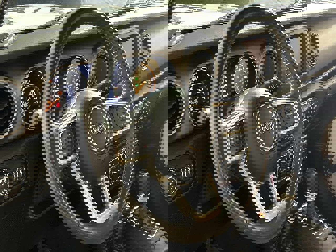 Used 2020 Jeep Gladiator Sport w/ Quick Order Package 24S image 13