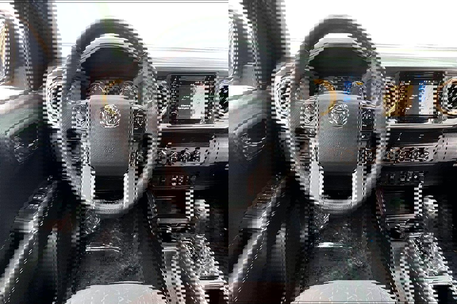 Used 2019 Toyota Tacoma TRD Sport image 6