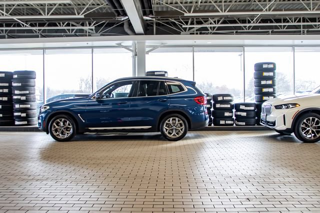 Used 2021 BMW 330i xDrive Sedan w/ Convenience Package AWD/4WD image 37