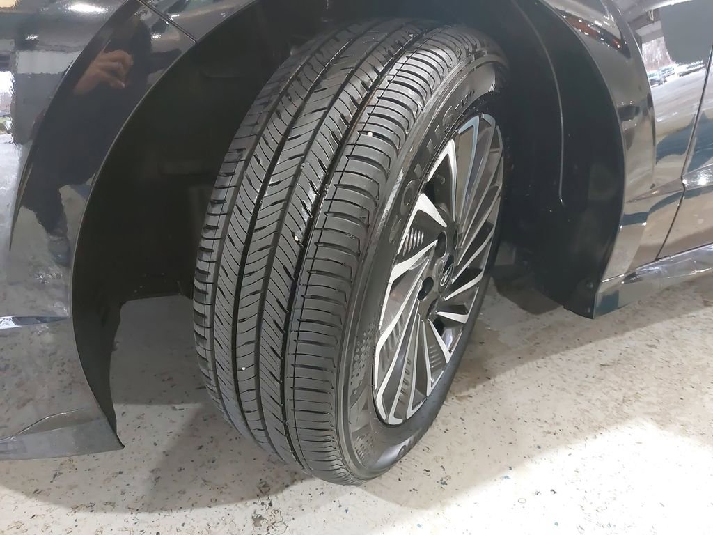 Certified 2025 Hyundai Sonata SEL image 34