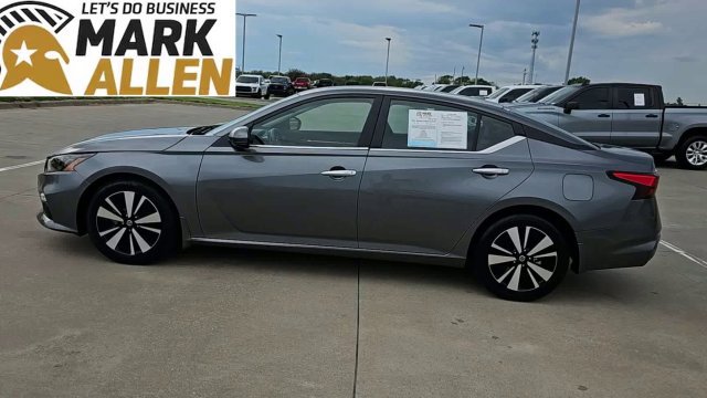 Used 2021 Nissan Altima 2.5 SV w/ SV Premium Package FWD image 5