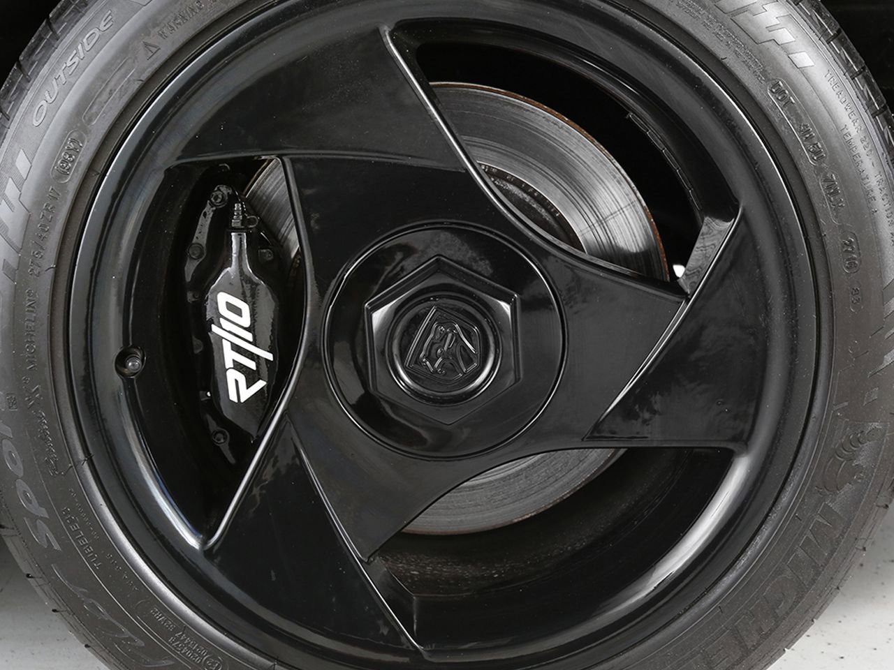 Used 1995 Dodge Viper RT/10 RWD image 6