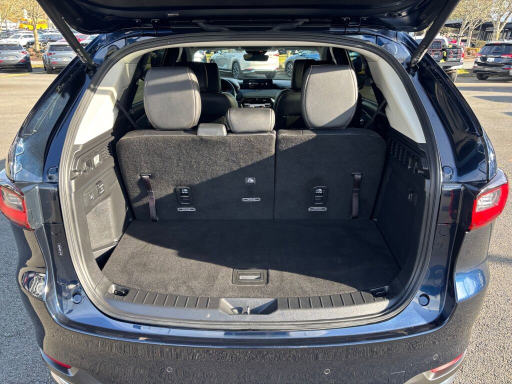 Certified 2024 MAZDA CX-90 Plug-In Hybrid w/ Premium Pkg image 11