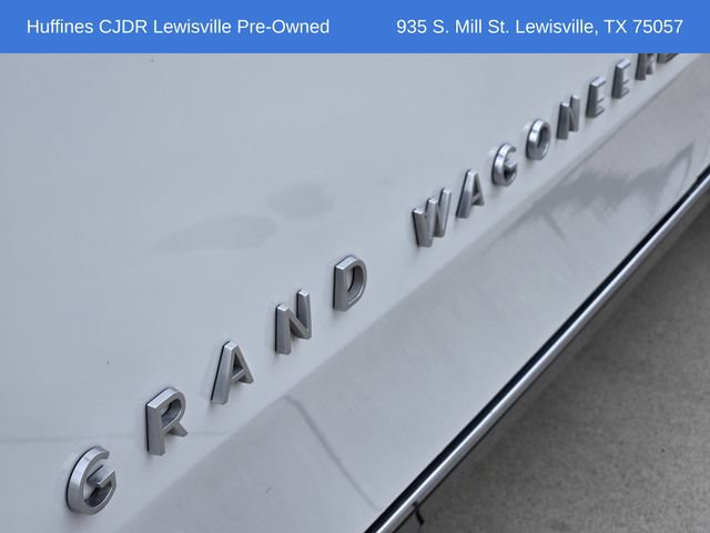 Used 2023 Jeep Grand Wagoneer L Series II w/ Premium Group II AWD/4WD image 13