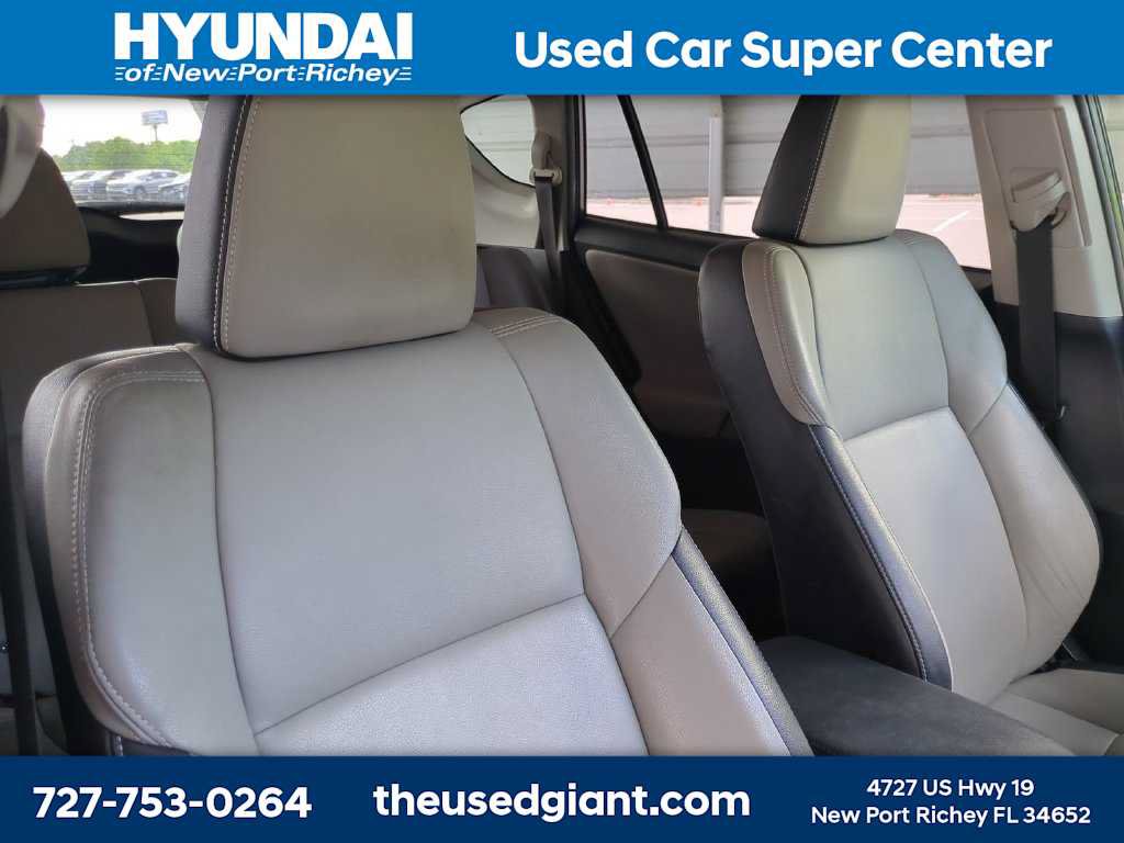 Used 2016 Toyota RAV4 Limited FWD image 6