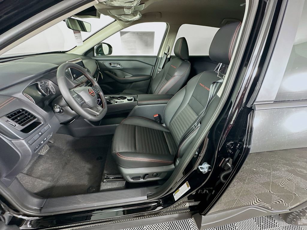 New 2026 Nissan Rogue SV w/ Rock Creek Premium Package image 28