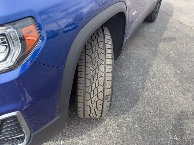 Used 2023 GMC Acadia AT4 w/ Technology Package image 26
