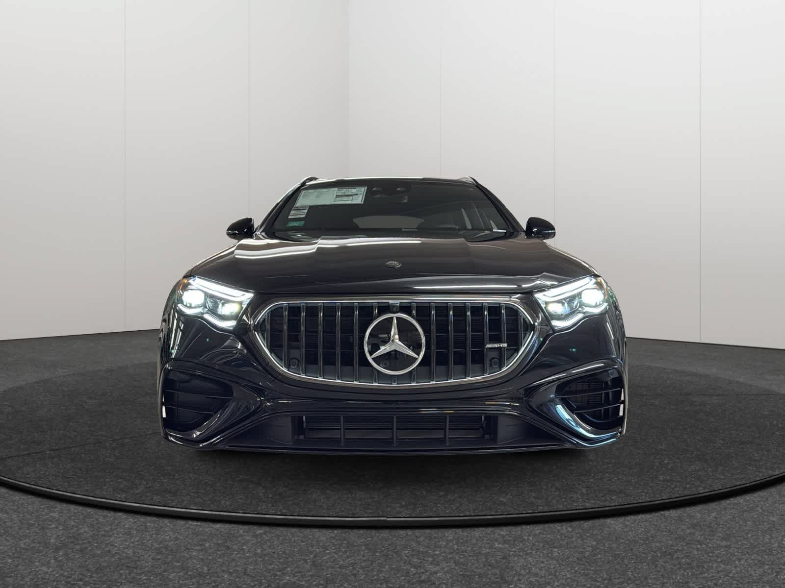 New 2026 Mercedes-Benz E 53 AMG e 4MATIC Wagon image 2