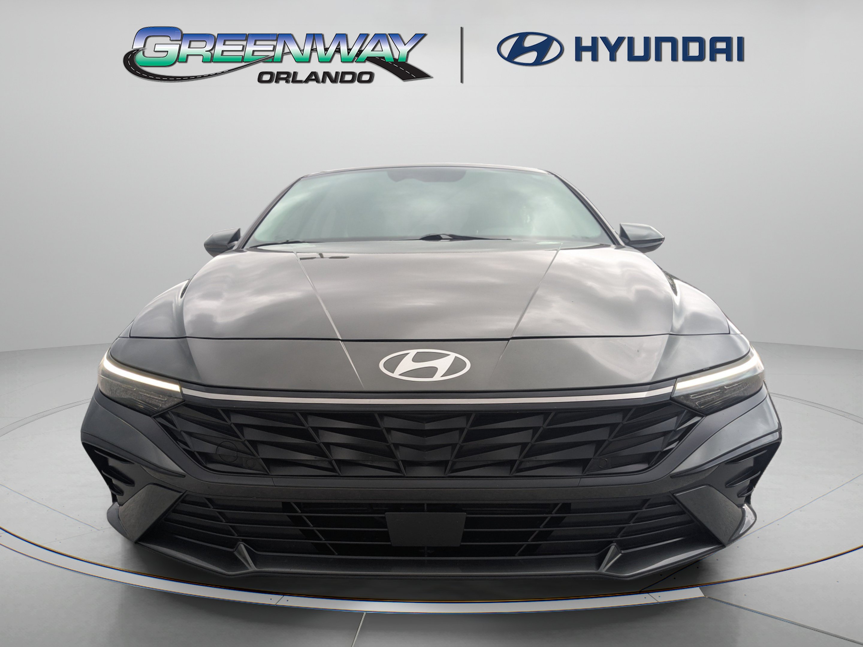 Used 2024 Hyundai Elantra SEL w/ Convenience Package FWD image 3
