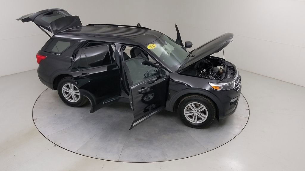 Certified 2022 Ford Explorer XLT w/ Equipment Group 202A image 48