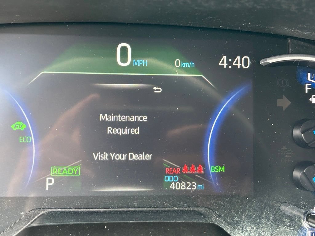 Used 2025 Toyota RAV4 XLE AWD/4WD image 17