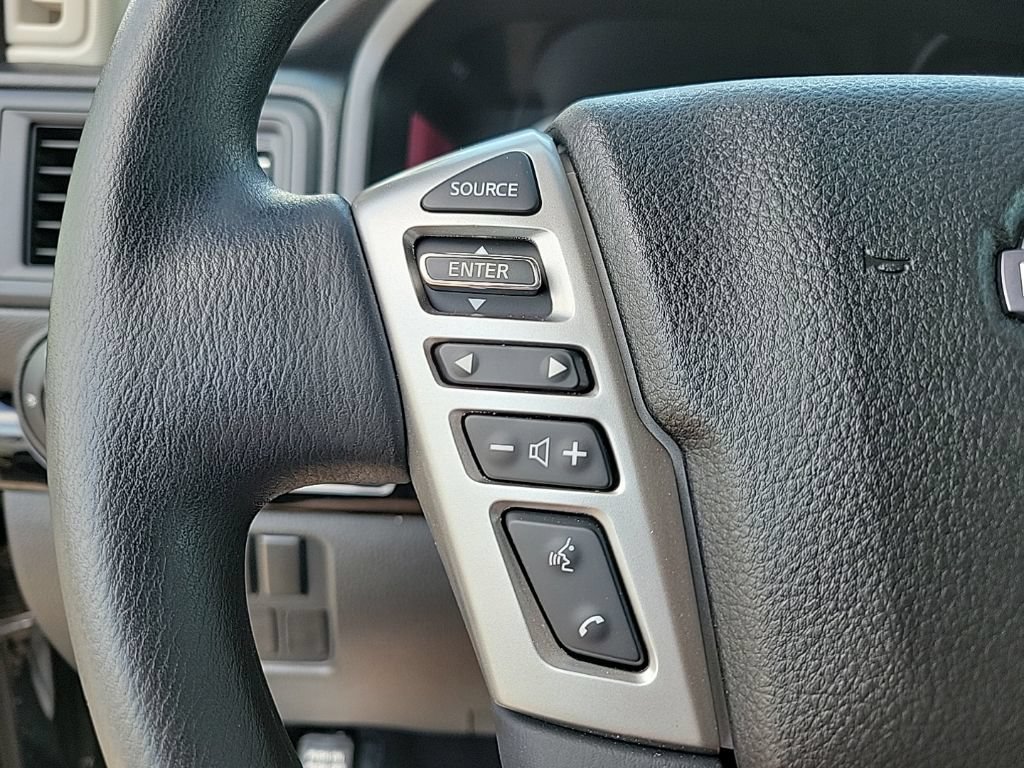 Used 2024 Nissan Titan SV AWD/4WD image 19