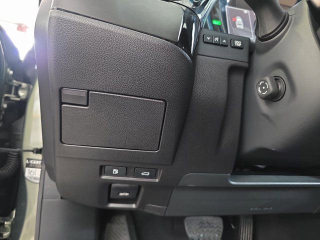 Certified 2025 Lexus ES 300h w/ Premium Package image 24