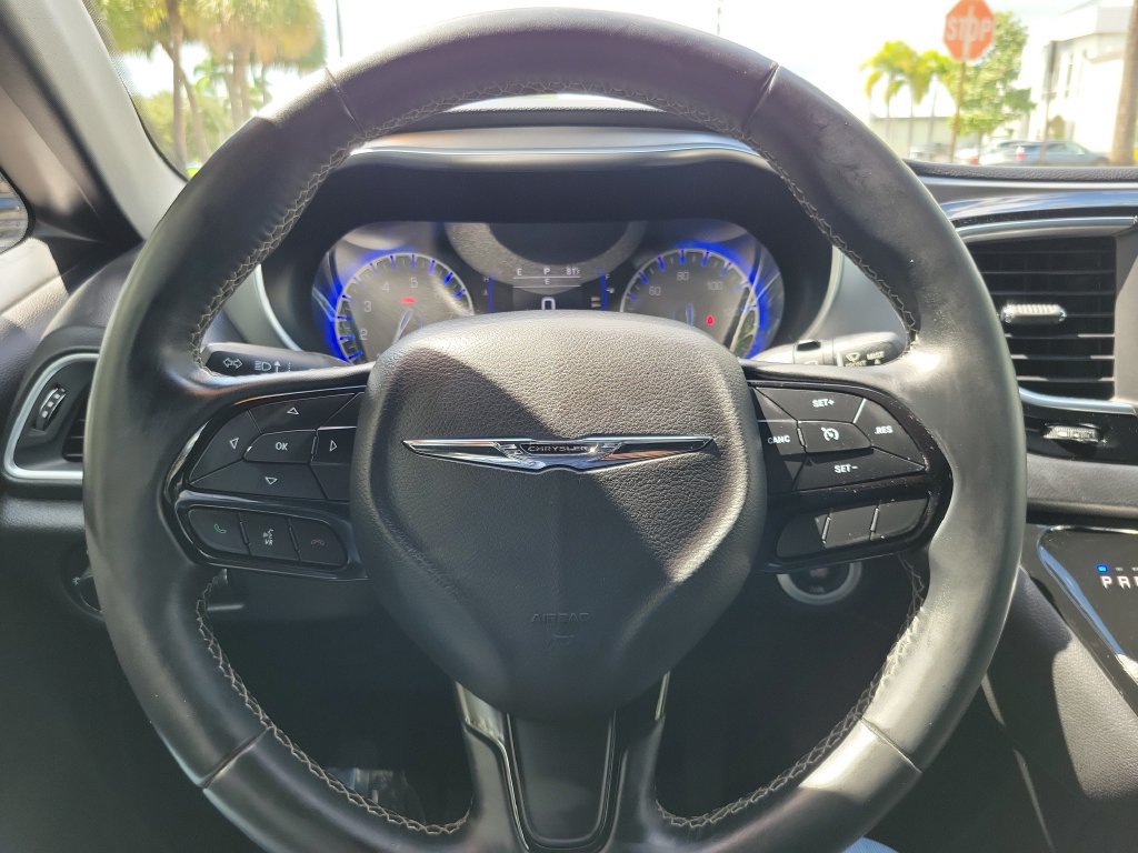 Used 2018 Chrysler Pacifica Touring Plus w/ S Appearance Package FWD image 22
