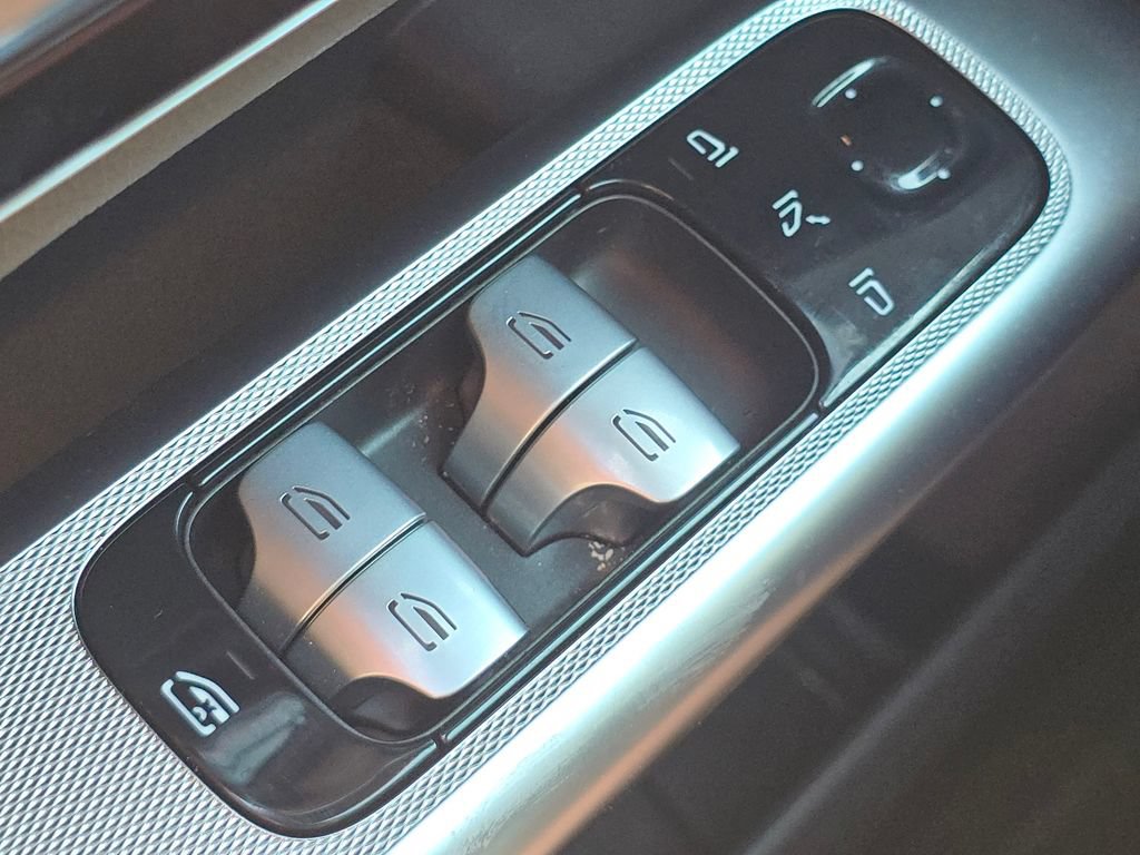 Certified 2026 Mercedes-Benz GLC 300 4MATIC image 27