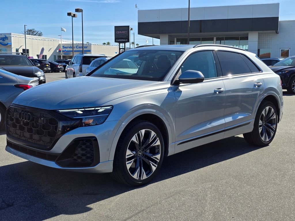 Used 2024 Audi Q8 Premium Plus w/ Premium Plus Package image 2
