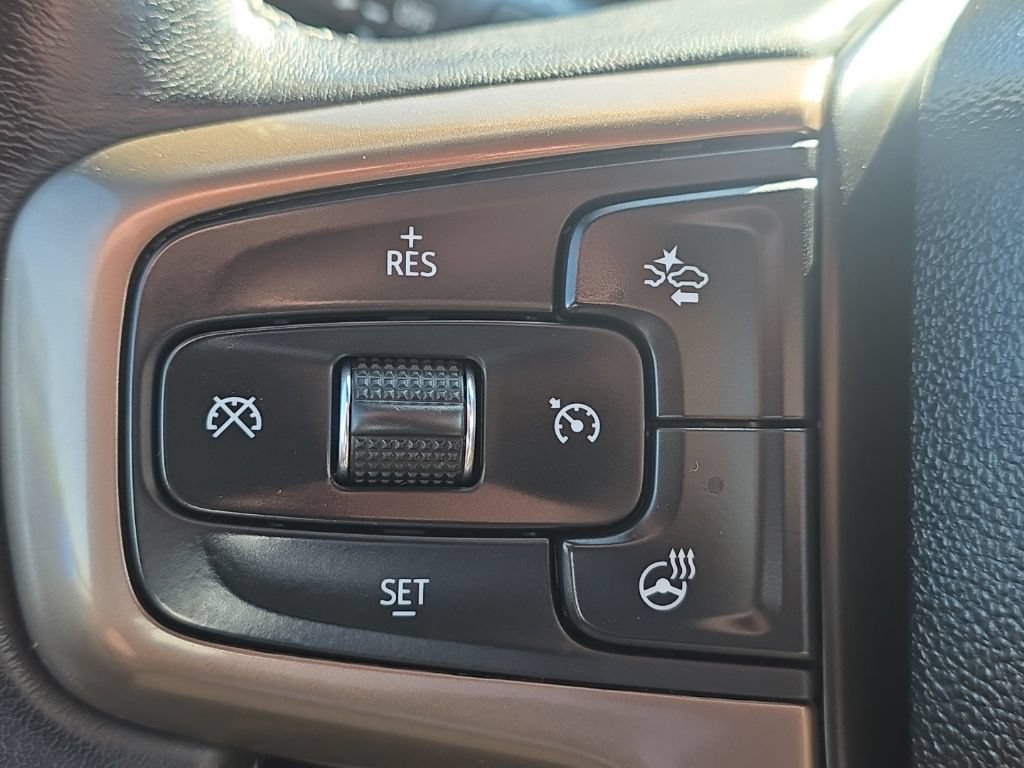 Used 2022 Chevrolet Silverado 3500 High Country AWD/4WD image 27