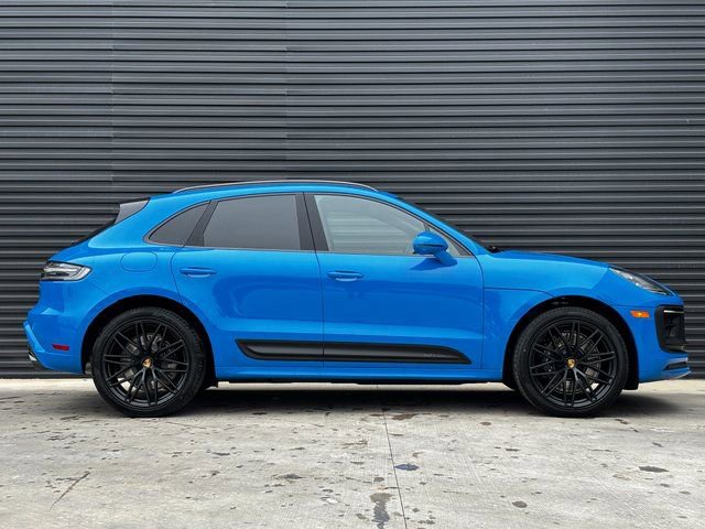 New 2026 Porsche Macan GTS image 8