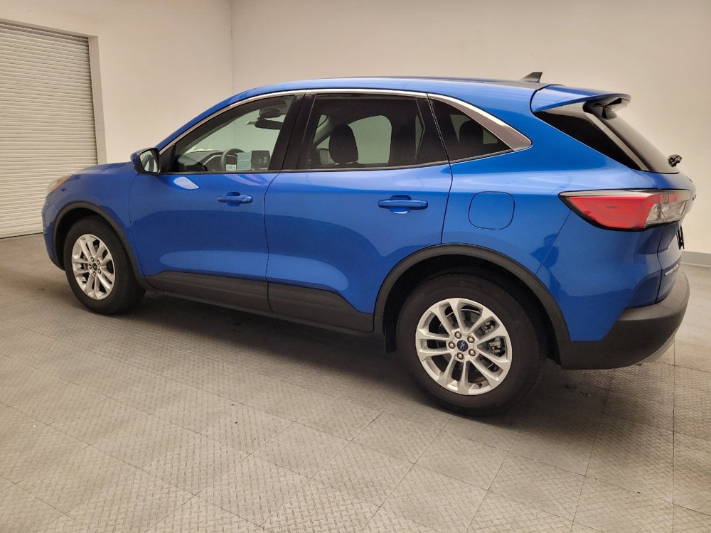 Used 2021 Ford Escape SE w/ Convenience Package image 3