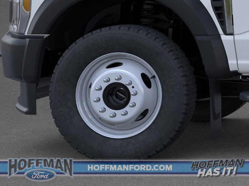 New 2025 Ford F550 4x4 Regular Cab Super Duty image 29