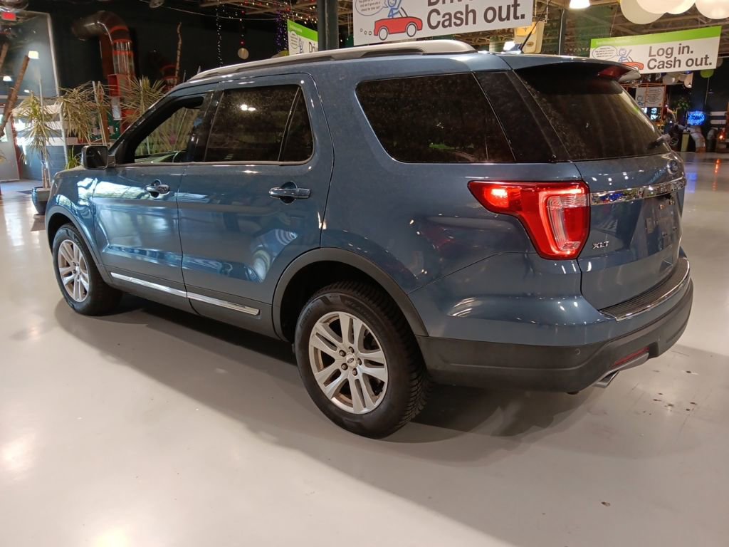 Used 2018 Ford Explorer XLT w/ Equipment Group 201A image 8