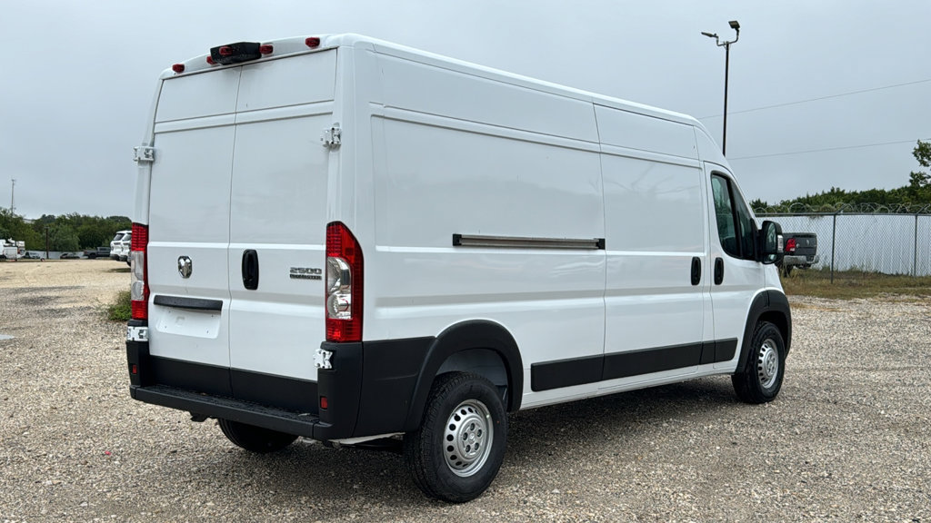 New 2027 RAM ProMaster 2500 w/ Convenience Group FWD image 8
