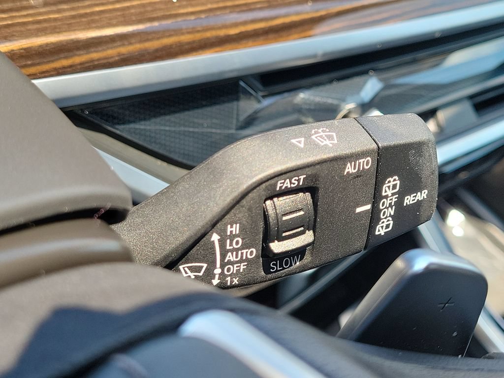 Used 2026 BMW X7 xDrive40i AWD/4WD image 13
