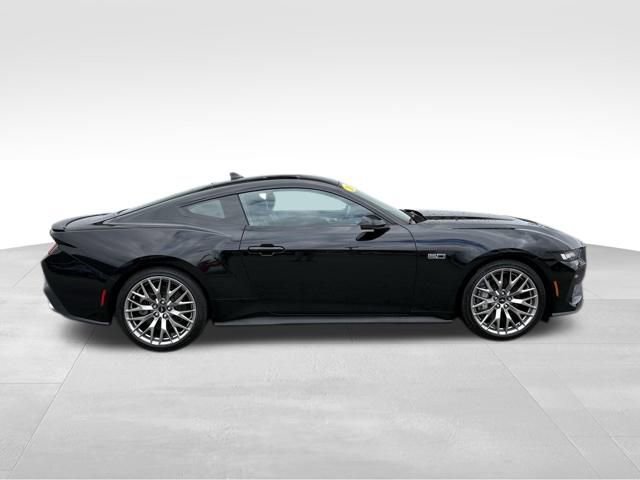 Used 2024 Ford Mustang GT Premium image 4