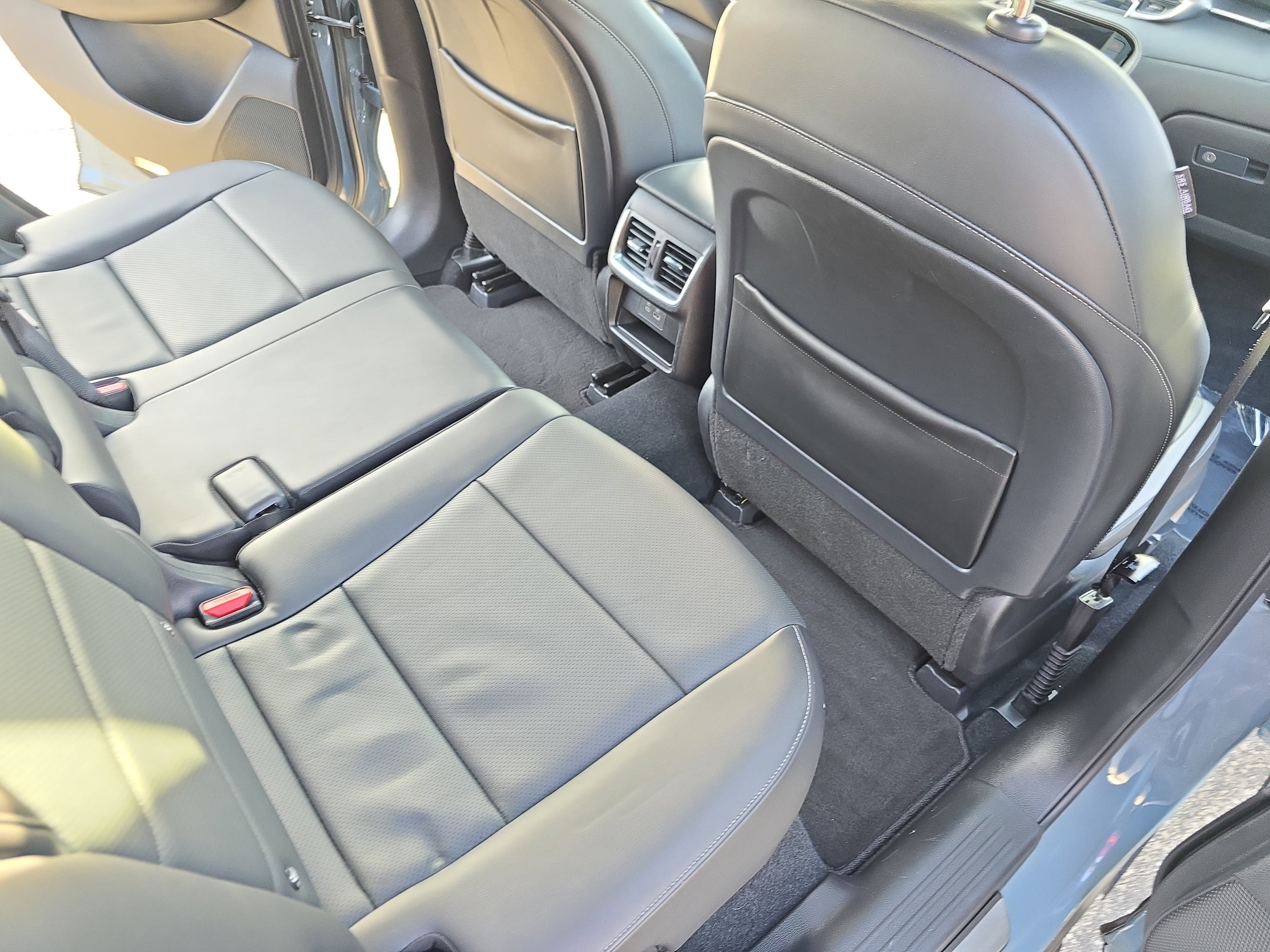 Used 2023 INFINITI QX55 Essential image 11