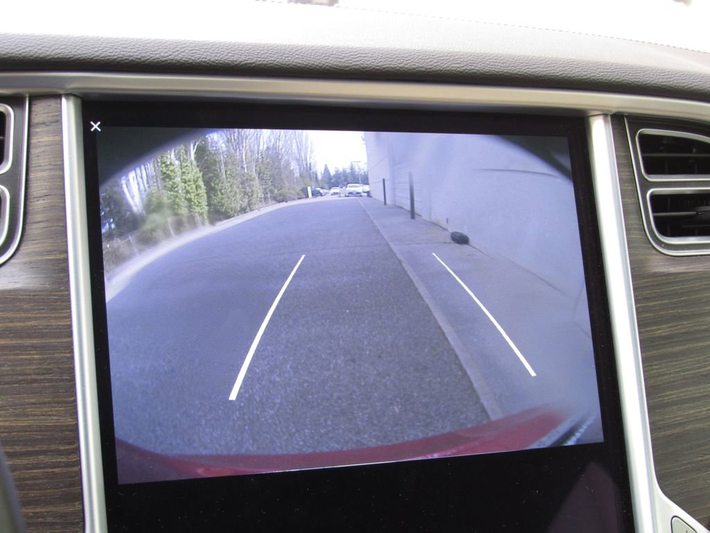 Used 2015 Tesla Model S 85D image 31