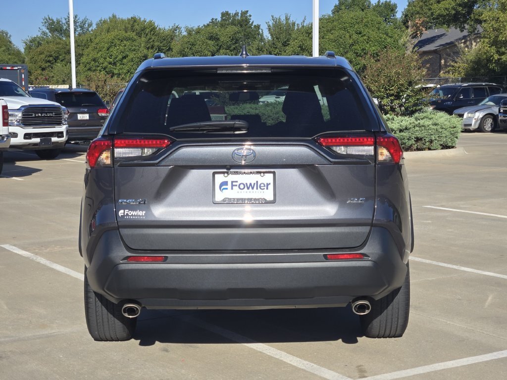 Used 2024 Toyota RAV4 XLE Premium FWD image 6