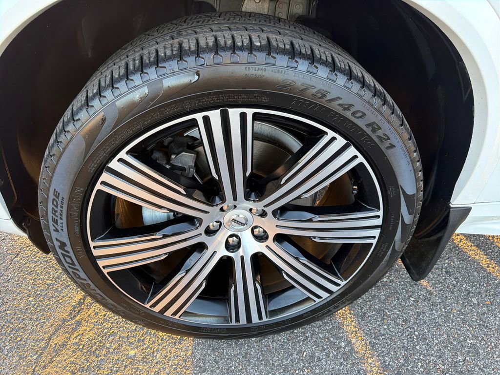 Used 2023 Volvo XC90 B6 Ultimate w/ Protection Package Premier AWD/4WD image 14