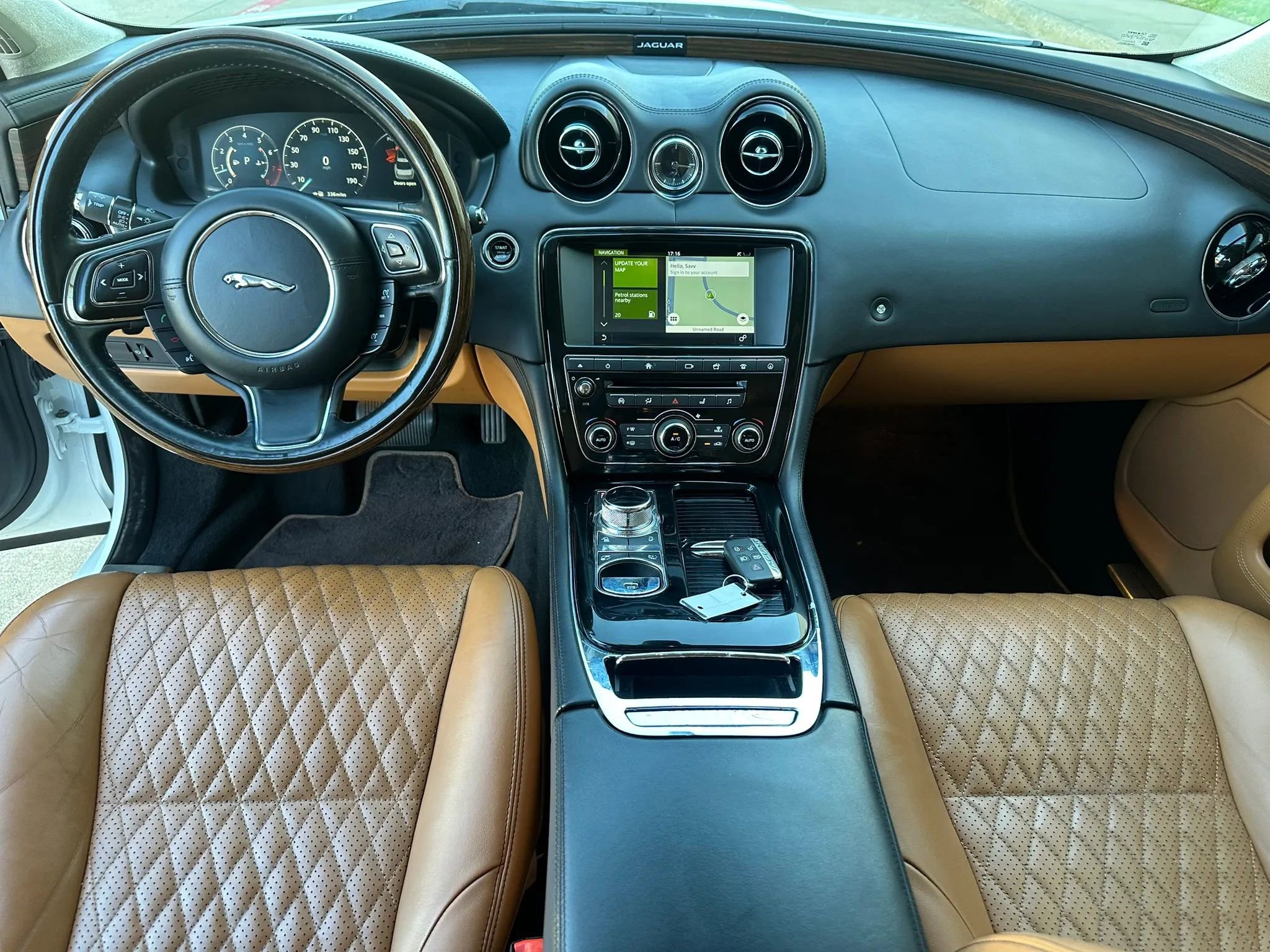 Used 2017 Jaguar XJ L Portfolio AWD/4WD image 23